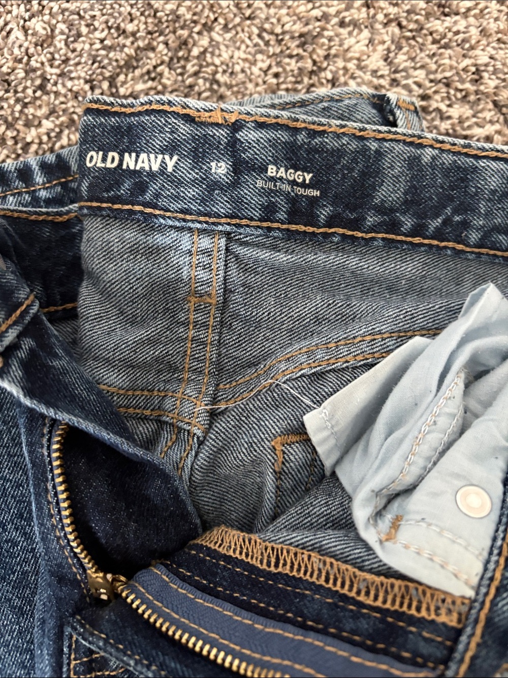 Old Navy Baggy Jeans in Medium Blue Wash